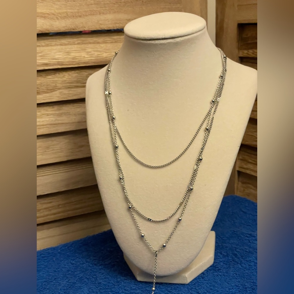 Elegant Silver Layered Necklace